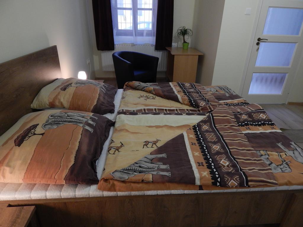 MosonmagyaróvárCsillagvirag Apartmanアパートメント エクステリア 写真